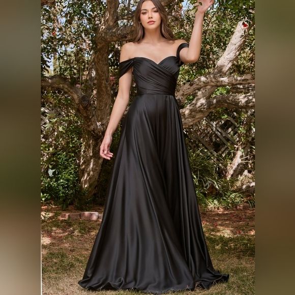 COPY - Lavender or black long satin ruched gown - Picture 3 of 6